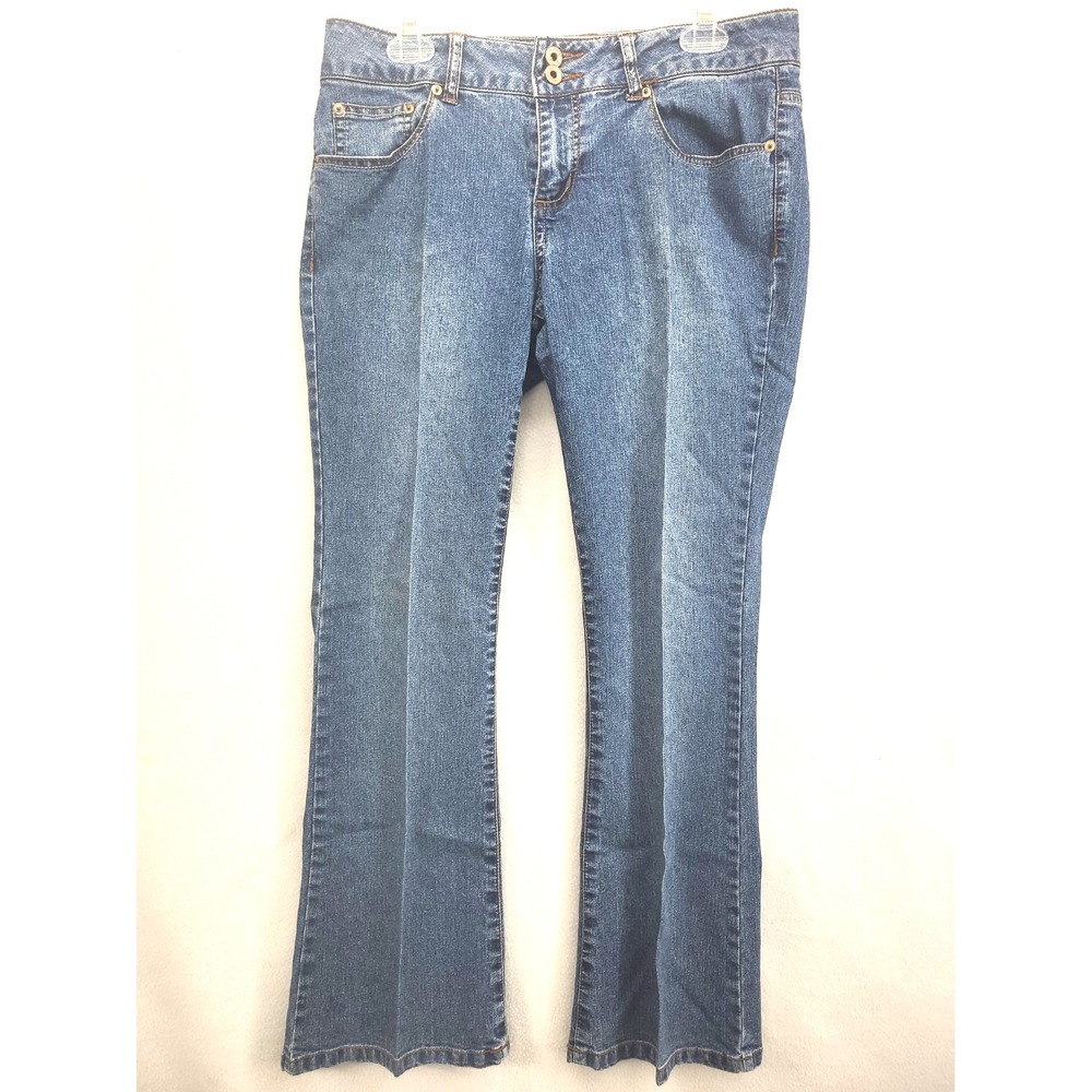 Vintage Flare Leg Denim Jeans Low Rise Med Wash Duplex Embroidered Pockets